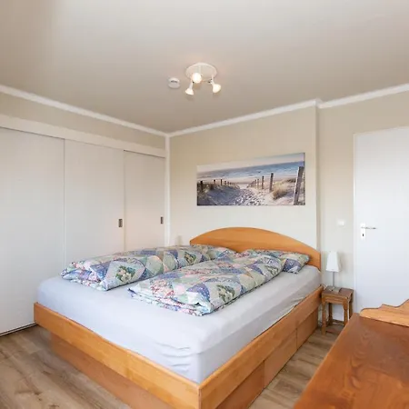 Trafalgar 421 Apartment