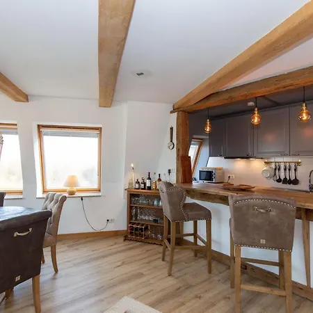 Apartment Trafalgar 421