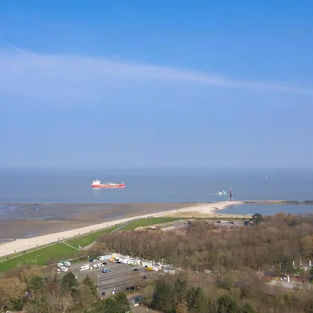 Apartment Trafalgar 421 *